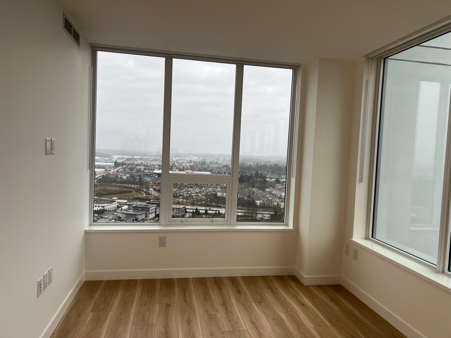 랭리 The Tower 2Bed+Den+2Bath 콘도 사진 3